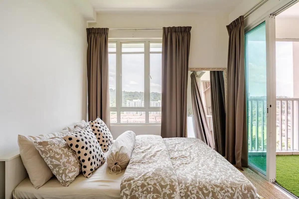 Appartamento Suasana Residensi Damai Petaling Jaya Esterno foto